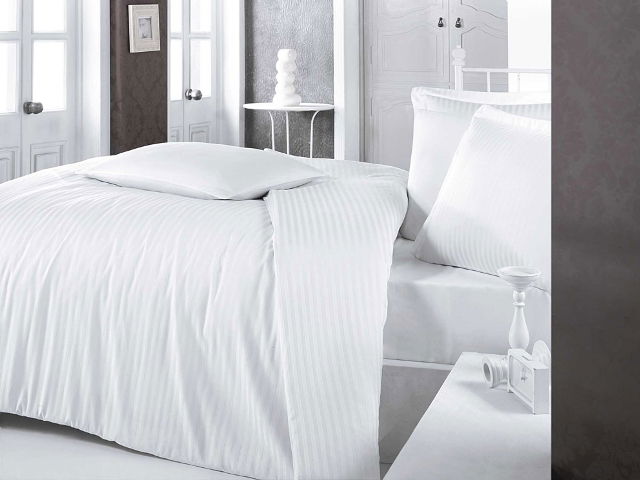 Striped Satin Duvet Cover Set Double White