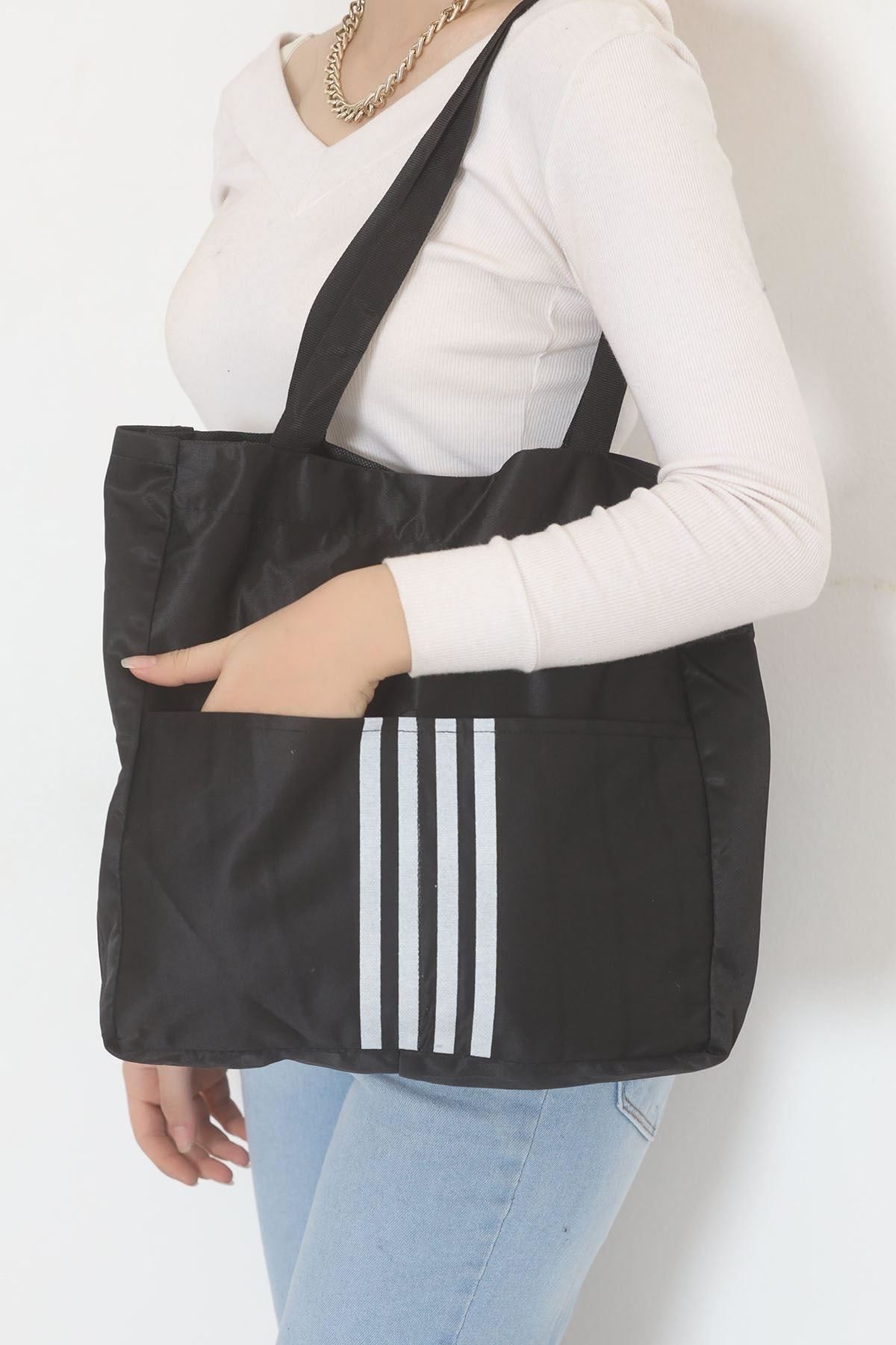 Shoulder Strap Bag Black and White