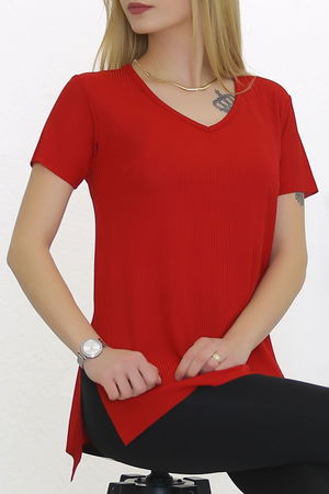 V-Neck T-Shirt with Slits Red