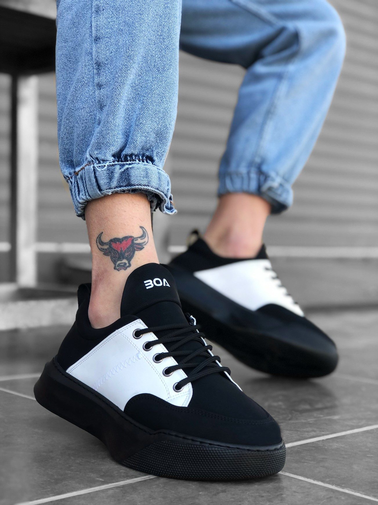 Lace-up Men's High Sole Black and White Sneakers