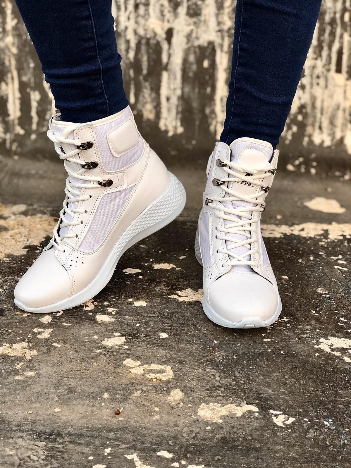 Lace-up White Boxer Unisex Sport Boots