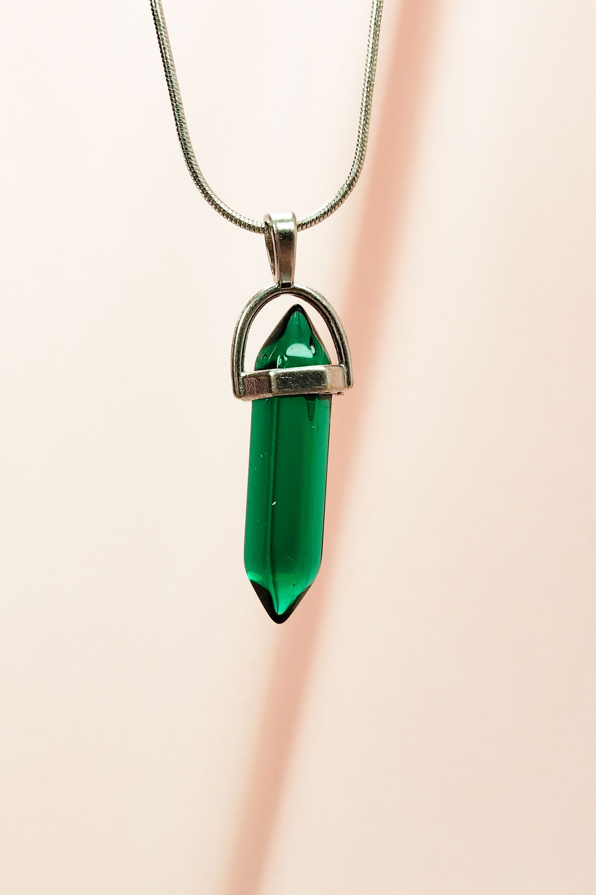 Green Quartz Natural Stone Chain Necklace with Handmade Design Pendant: 3.5 cm Chain: 20 cm Boxed