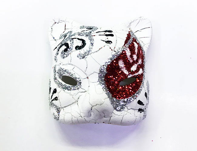 Venetian Cat Model Magnet Made of Red Color Embroidered Ceramic Material