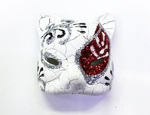 Venetian Cat Model Magnet Made of Red Color Embroidered Ceramic Material