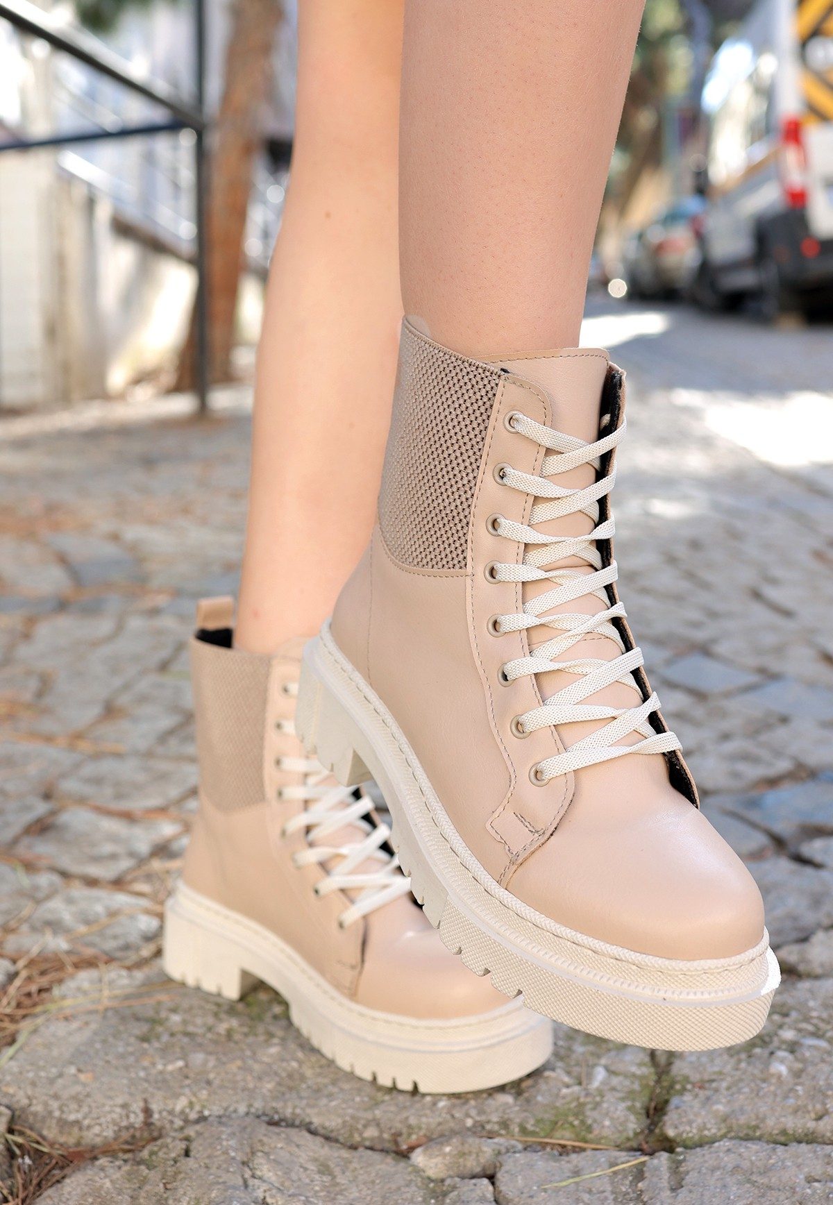 Cream Skin Lace-up Boots