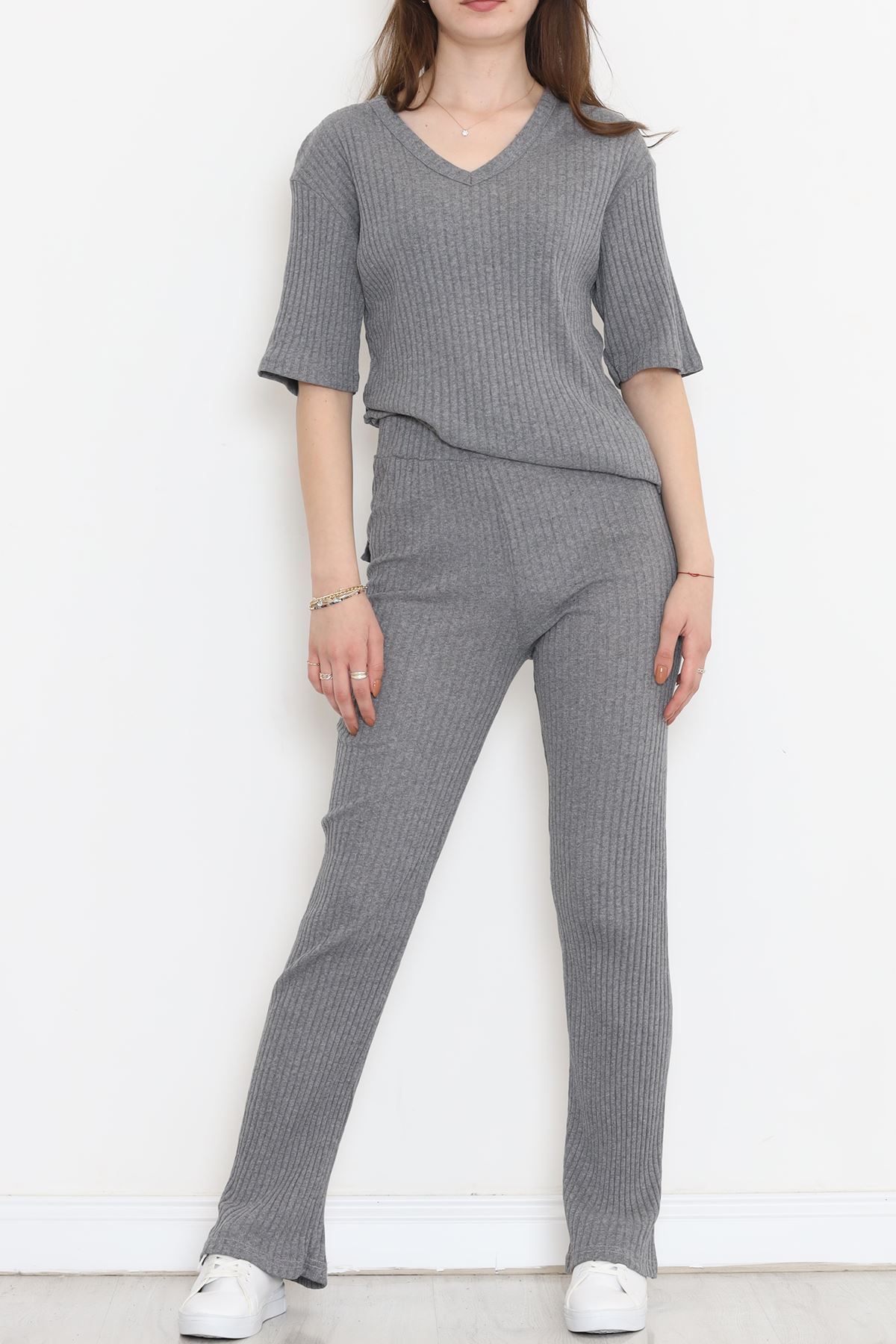 V-Neck Fitted Suit Koyugri