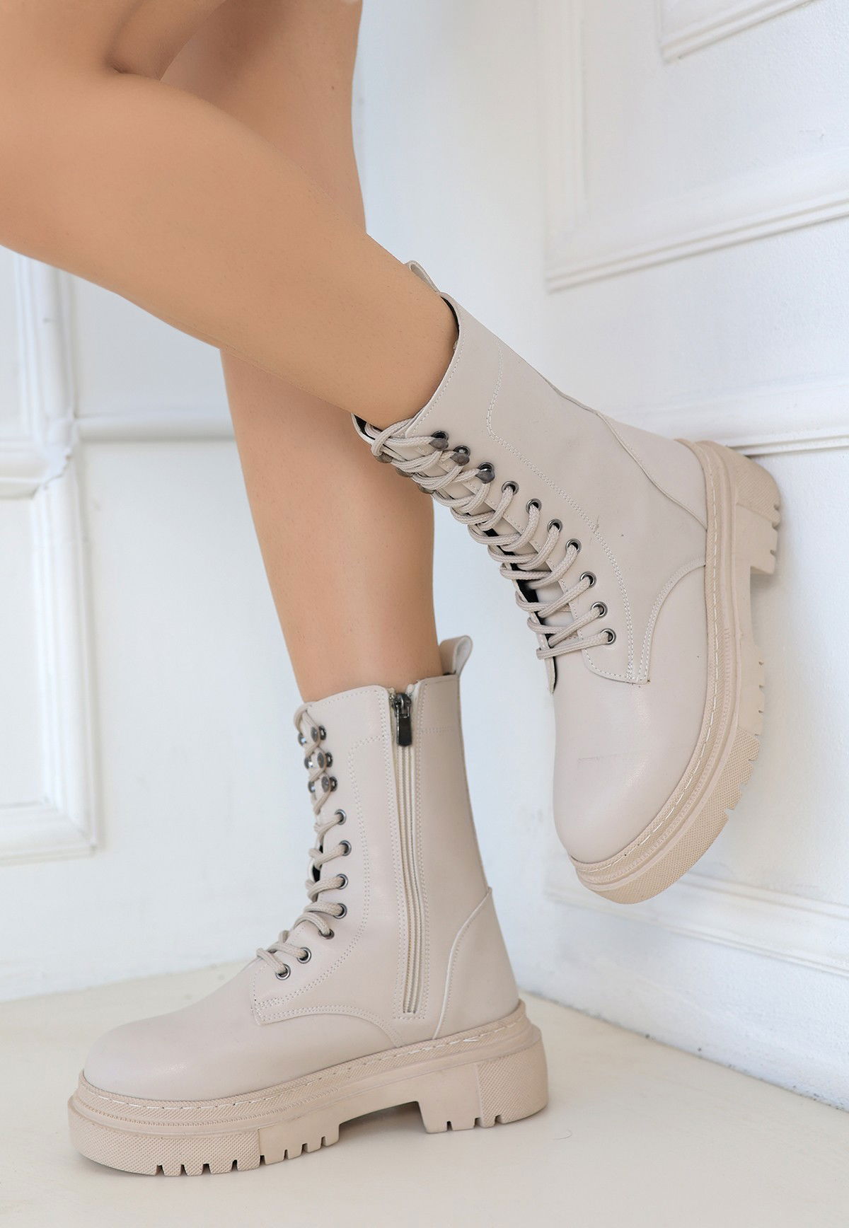 Beige Skin Lace-up Boots