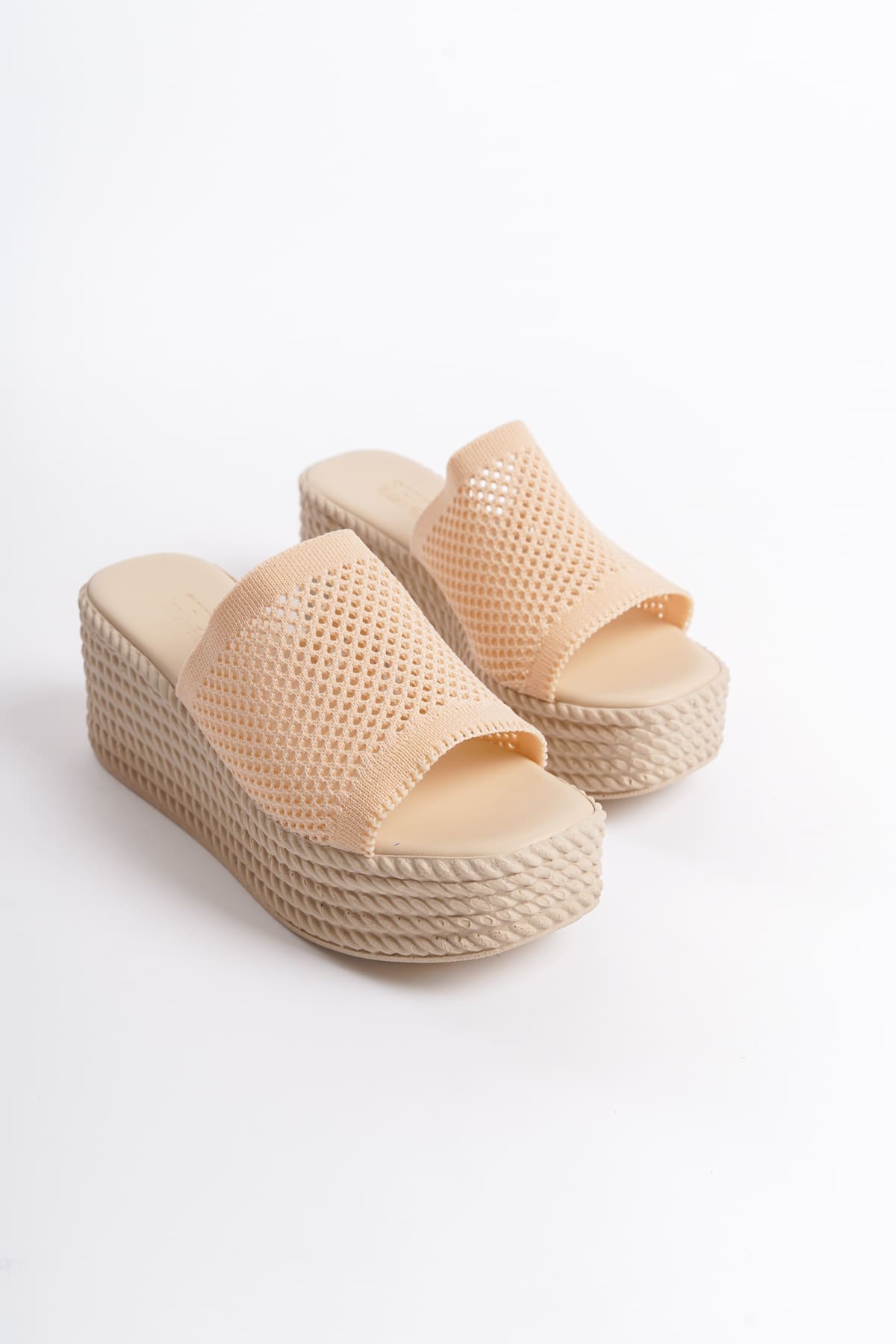 CLZ948 Filled Heeled Orthopedic Sole Straw Look Knitwear Women's Slippers KT Cream