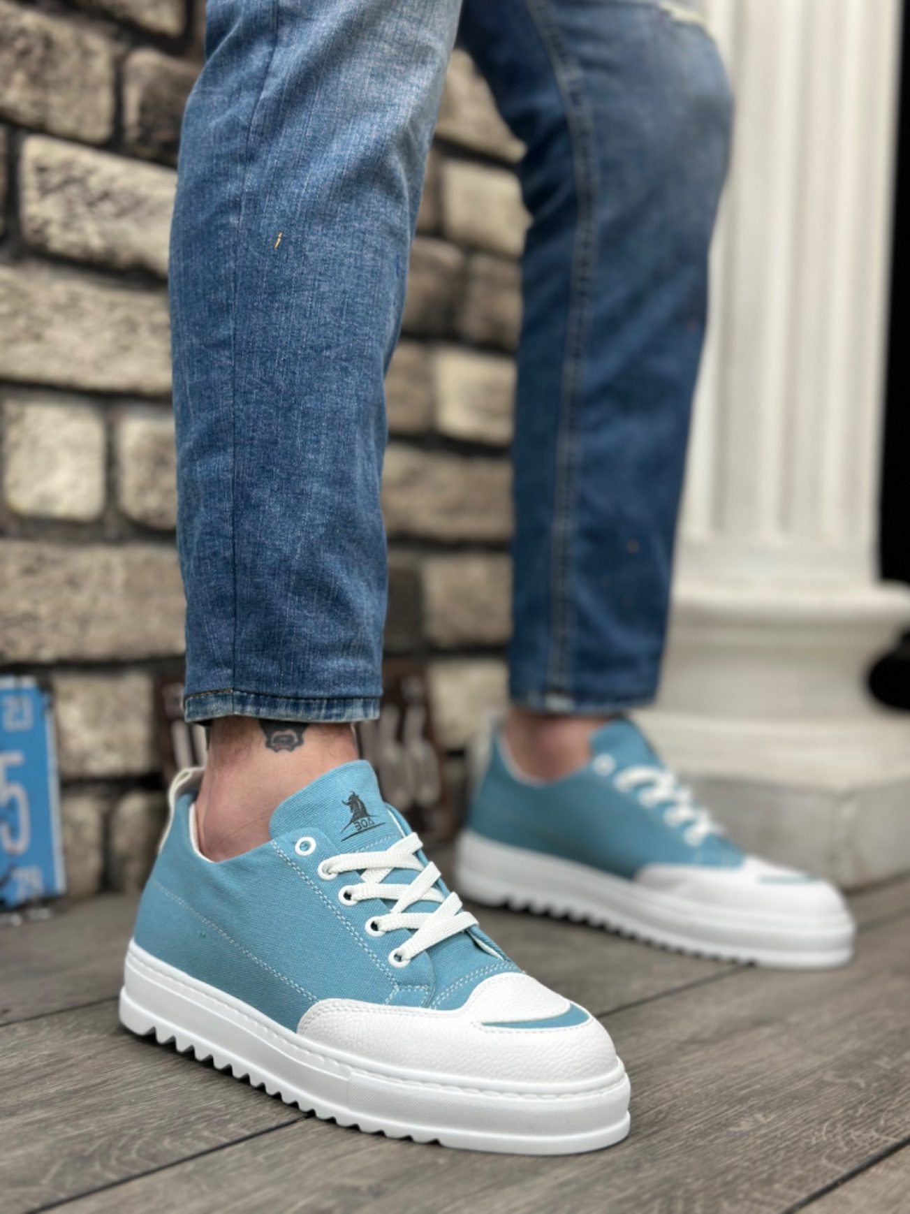 Thick High Sole Smile Patterned Turquoise Sneakers for Men