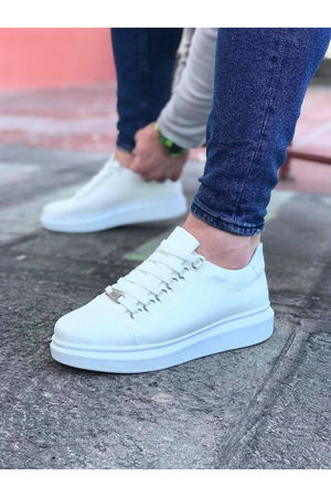 White Flat Men's Casual Shoes