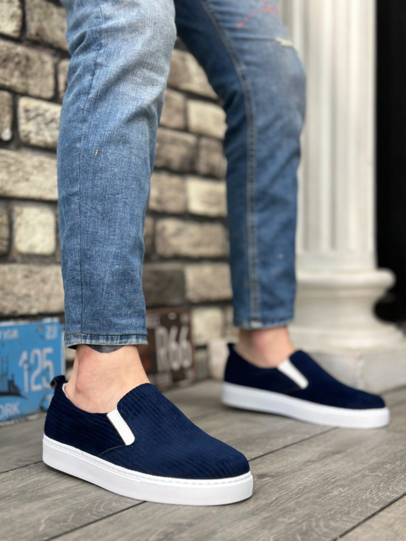 Unlaced Velvet Navy Blue White Sole Casual Men's Shoes