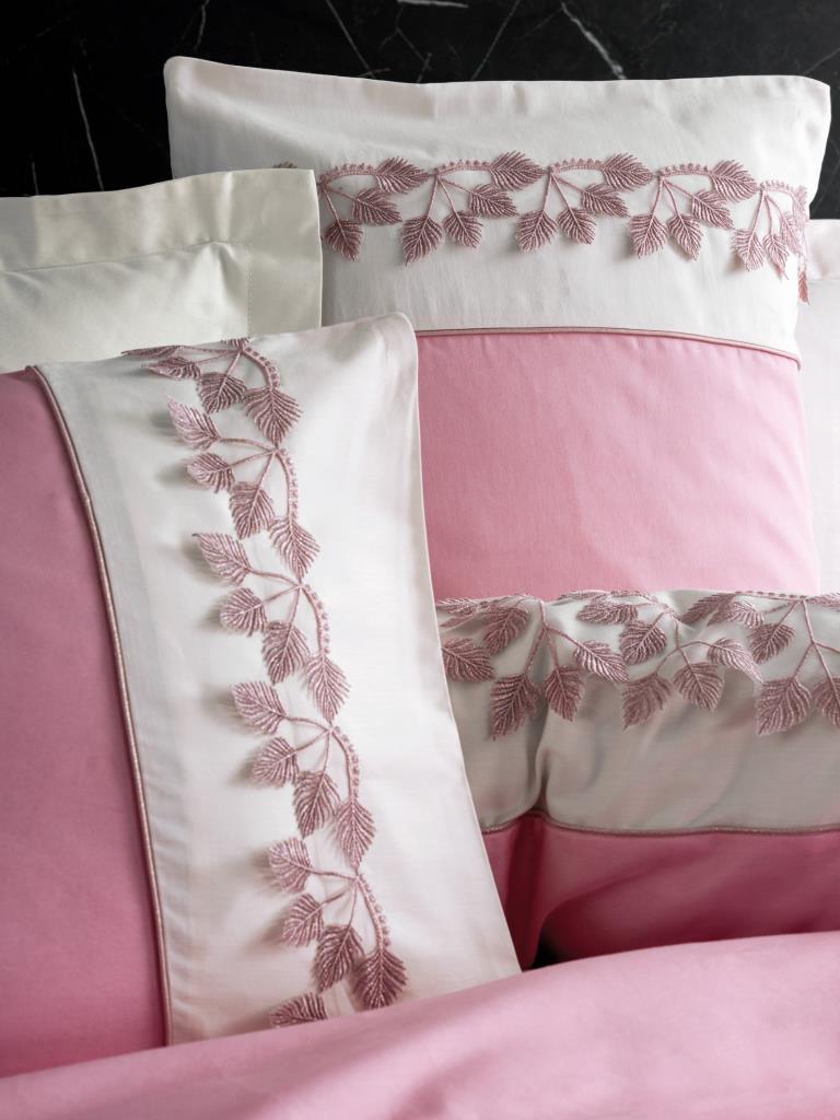 Embroidered Double Satin Duvet Cover Niobe Pink