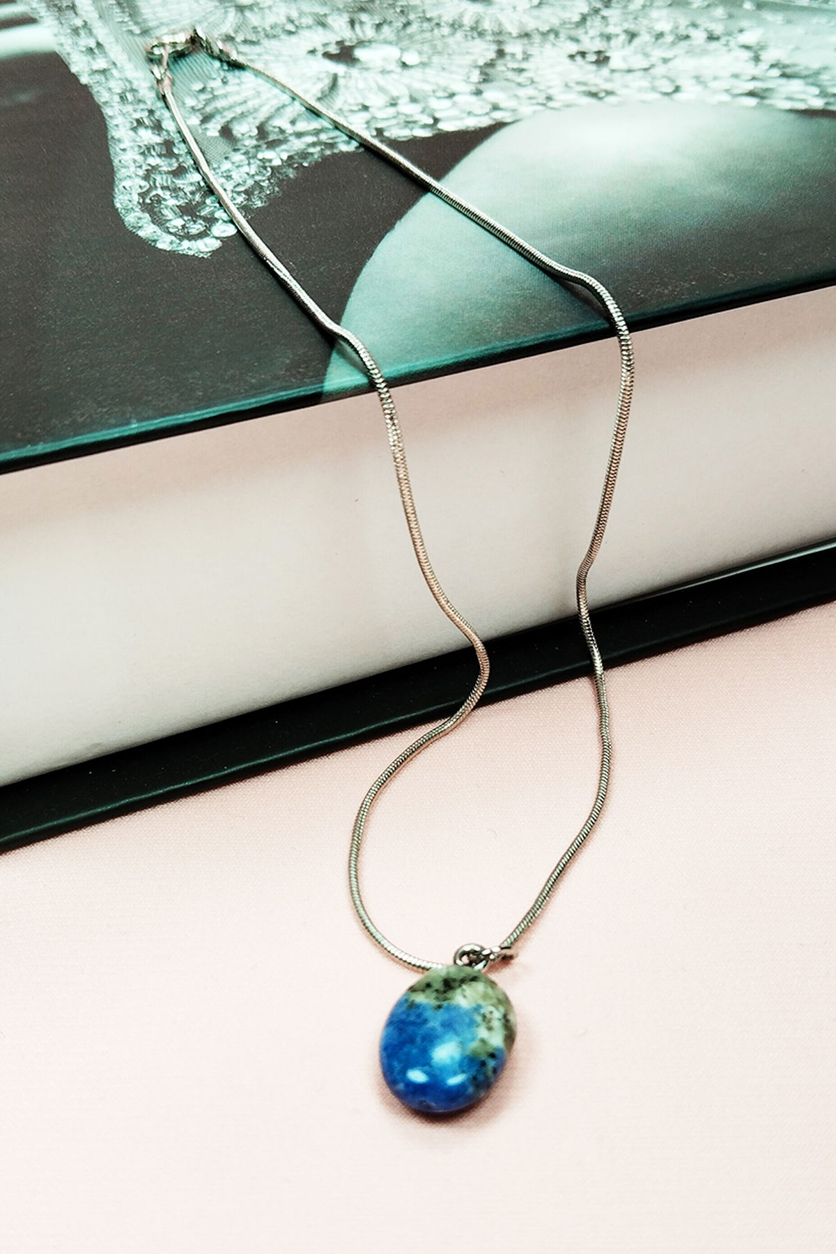 Sodalite Natural Stone Handmade Pendant with Chain: 1.5 cm Chain: 20 cm Boxed