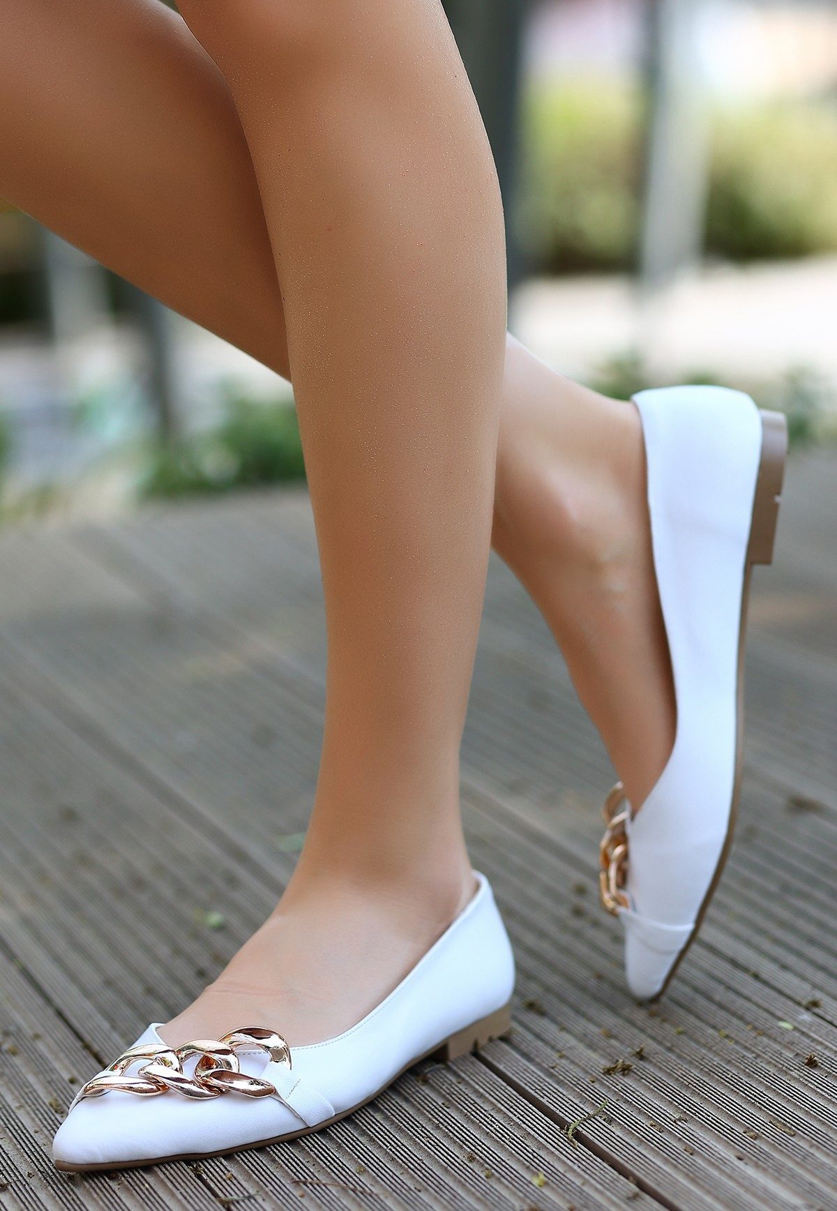 White Skin Chain Babet Shoes