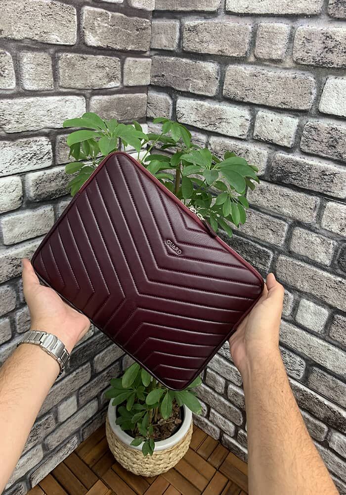 Burgundy Triangle Pattern Clutch Bag