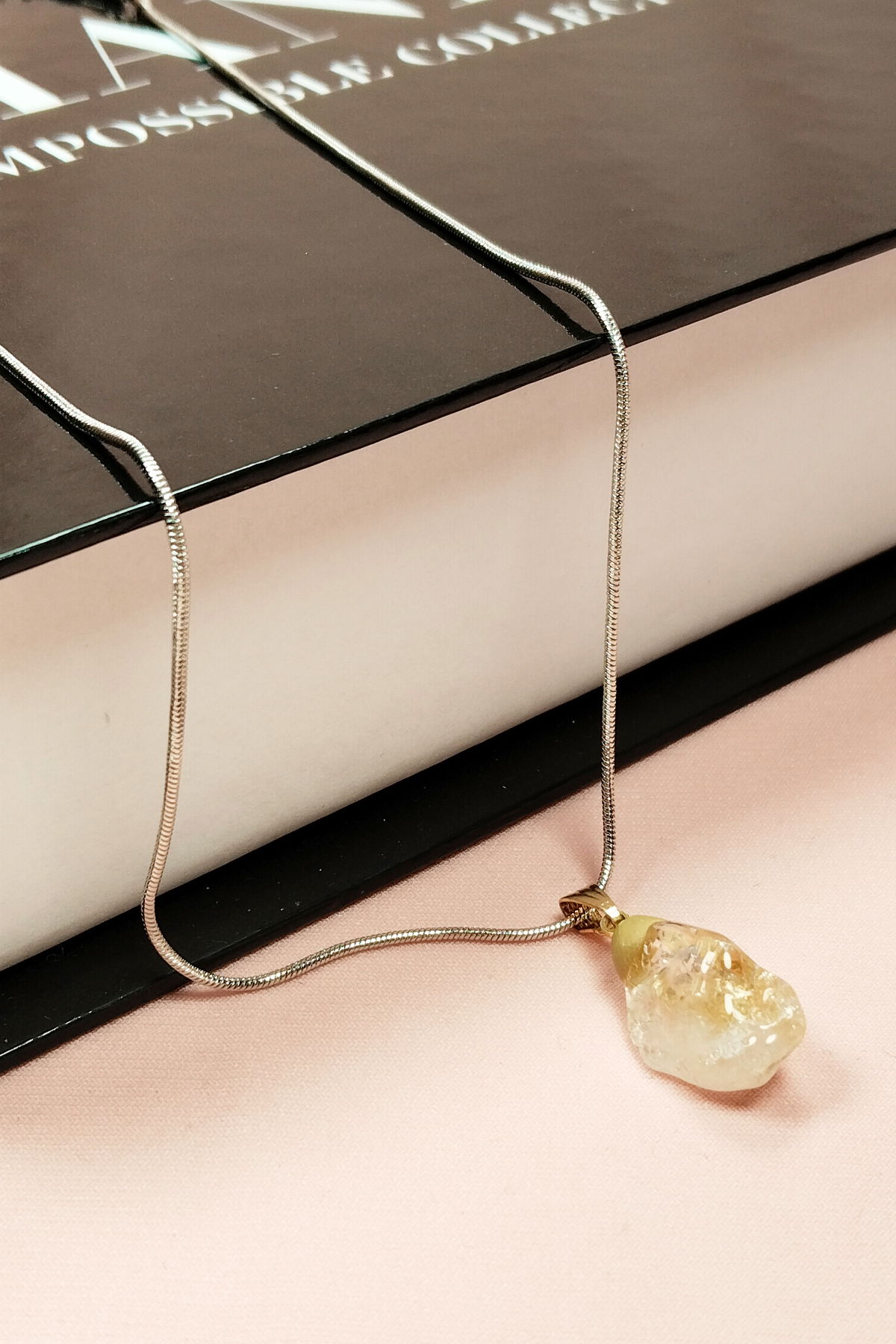 Citrine Natural Stone Handmade Pendant with Chain: 2 cm Chain: 20 cm Boxed