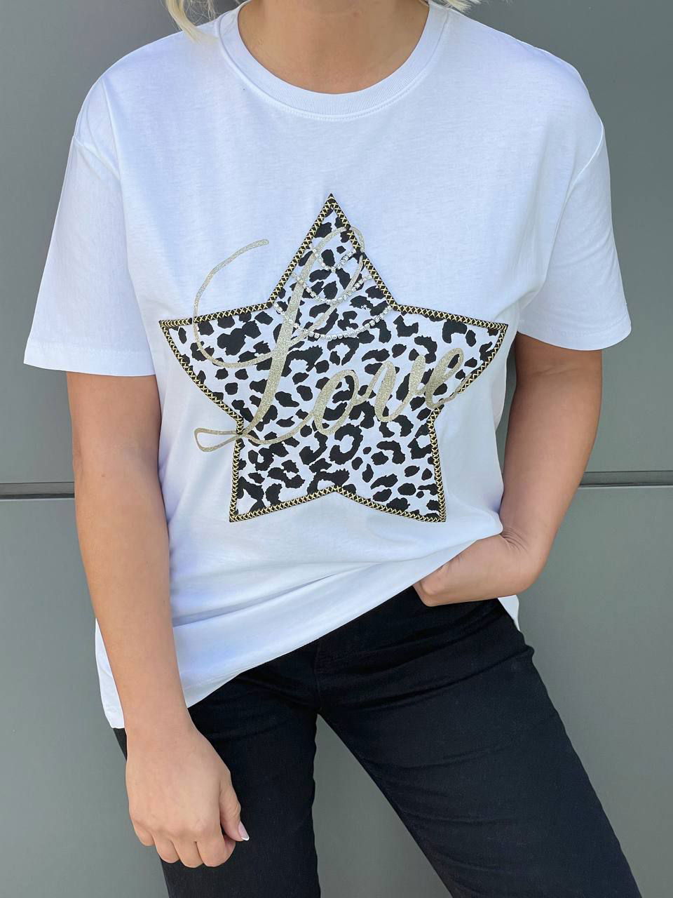 Shiny Stone Embroidered Star Patterned T-shirt