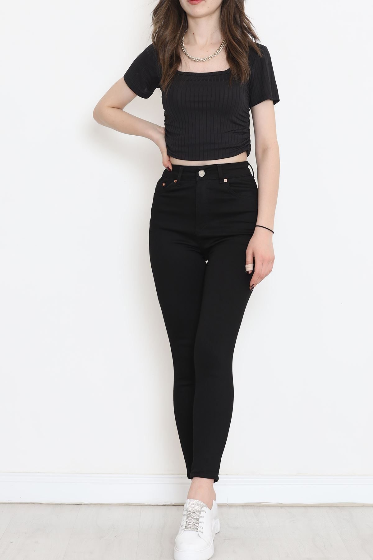 Narrow Leg Jeans Black