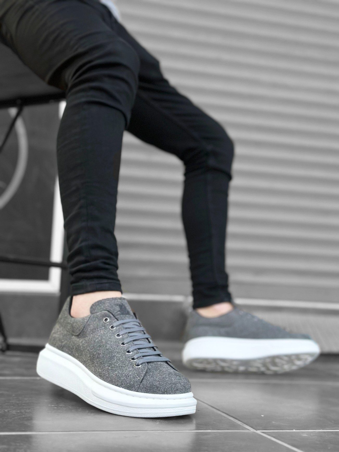 Thick High Sole Gray Suede Lace-Up Sneakers For Men