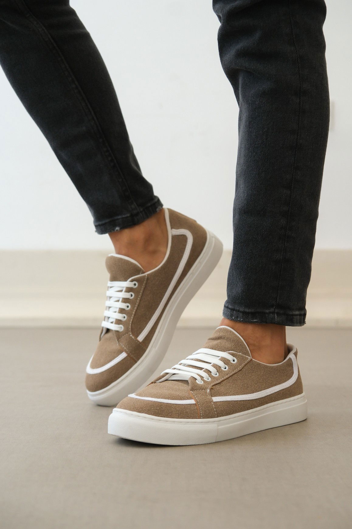 Lace-up Leather Dust Casual Mink Color Sneakers