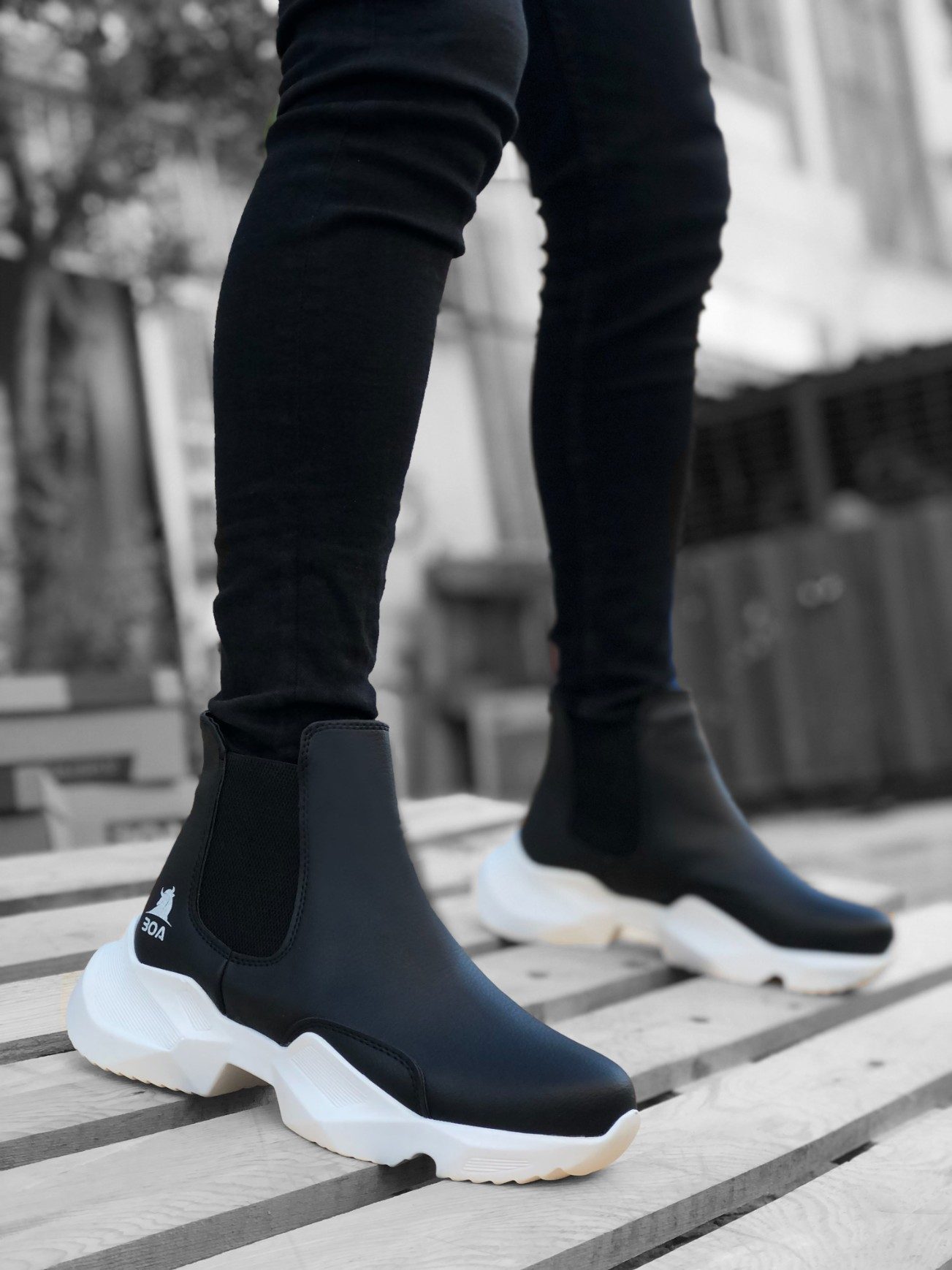 Unlaced Comfortable High Sole Black White Sole Men's Sport Ankle Boots