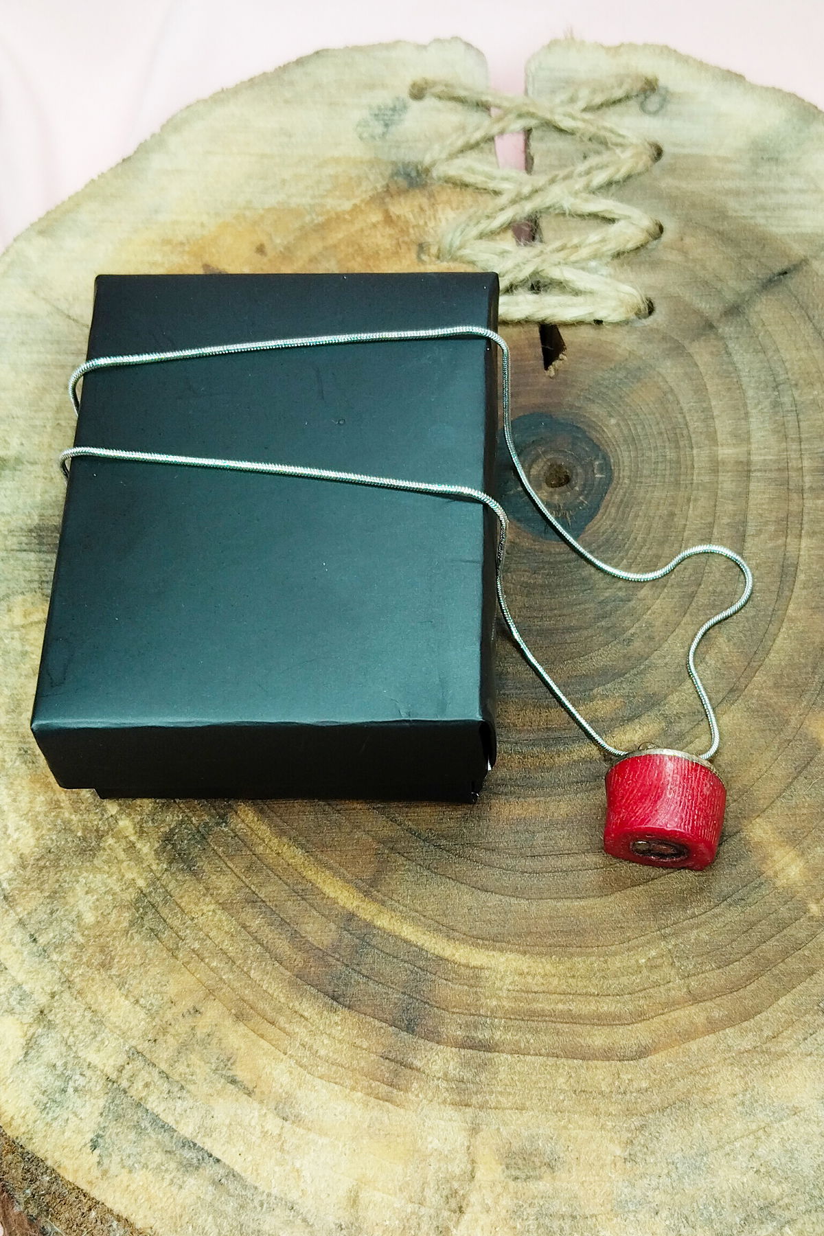 Coral Natural Stone Handmade Pendant with Chain: 1.5 cm Chain: 20 cm Boxed