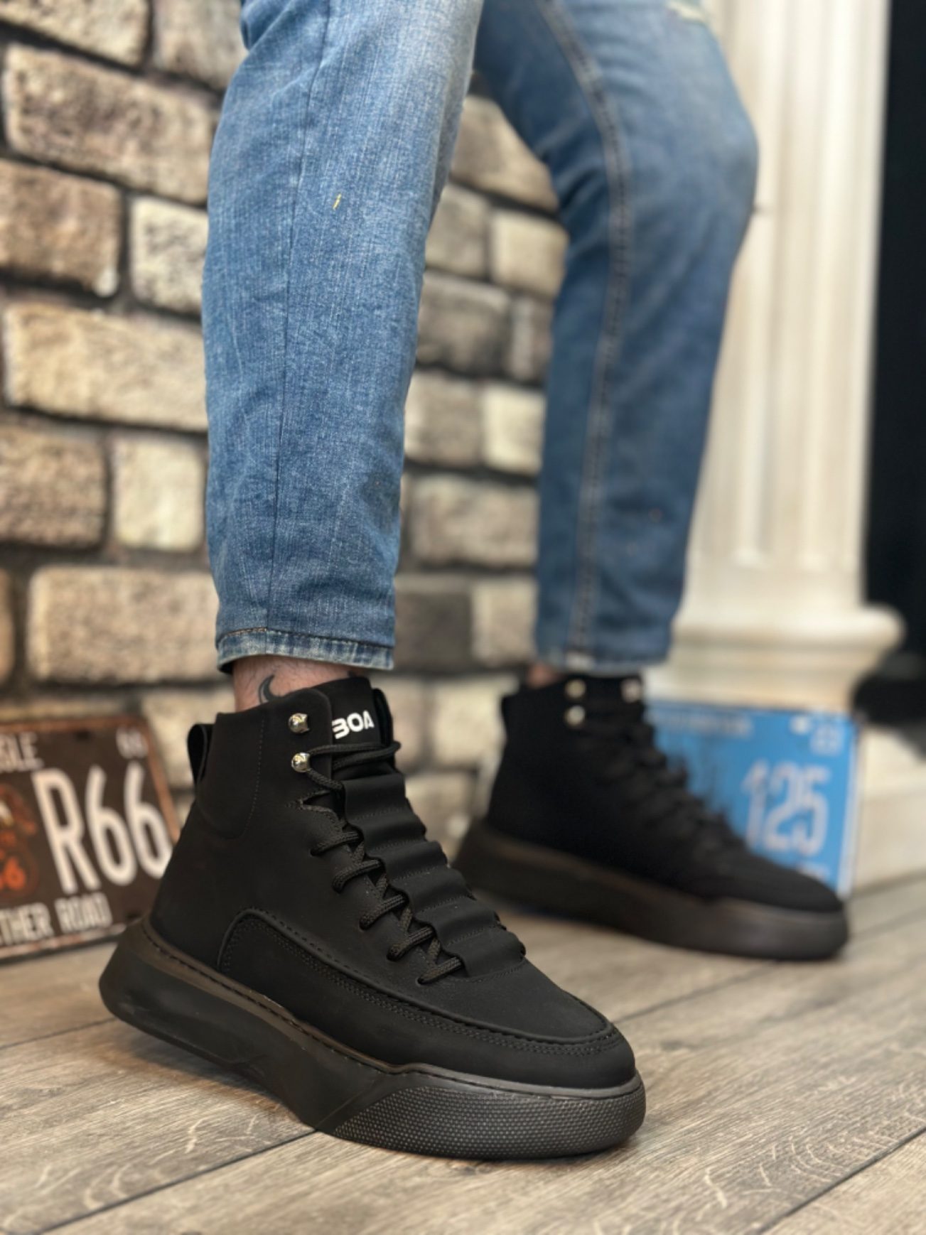 Men's High Sole Black Sport Boots with Hidden Laces