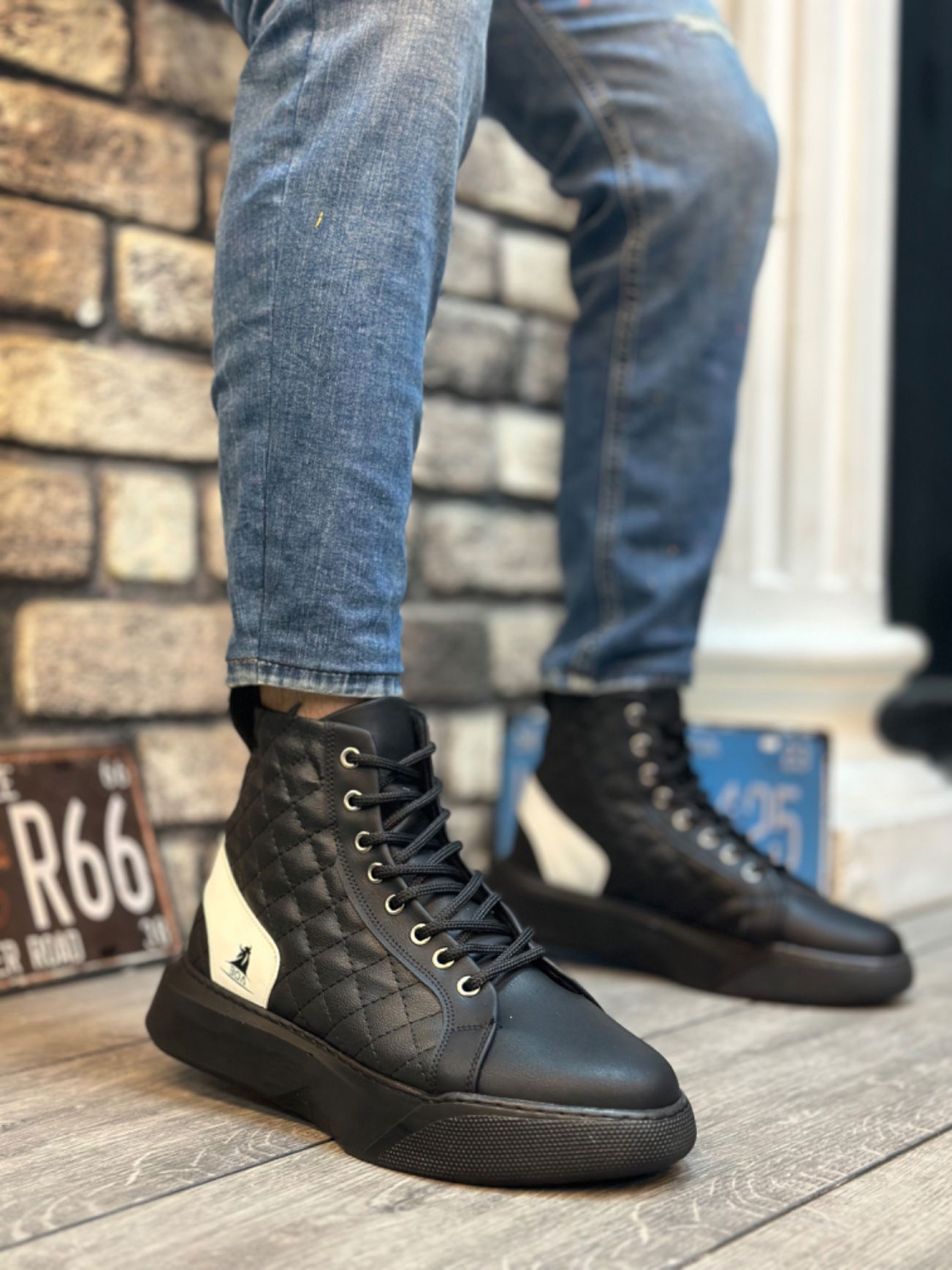 BA0159 Lace-up Men's High Sole Black White Sport Boots