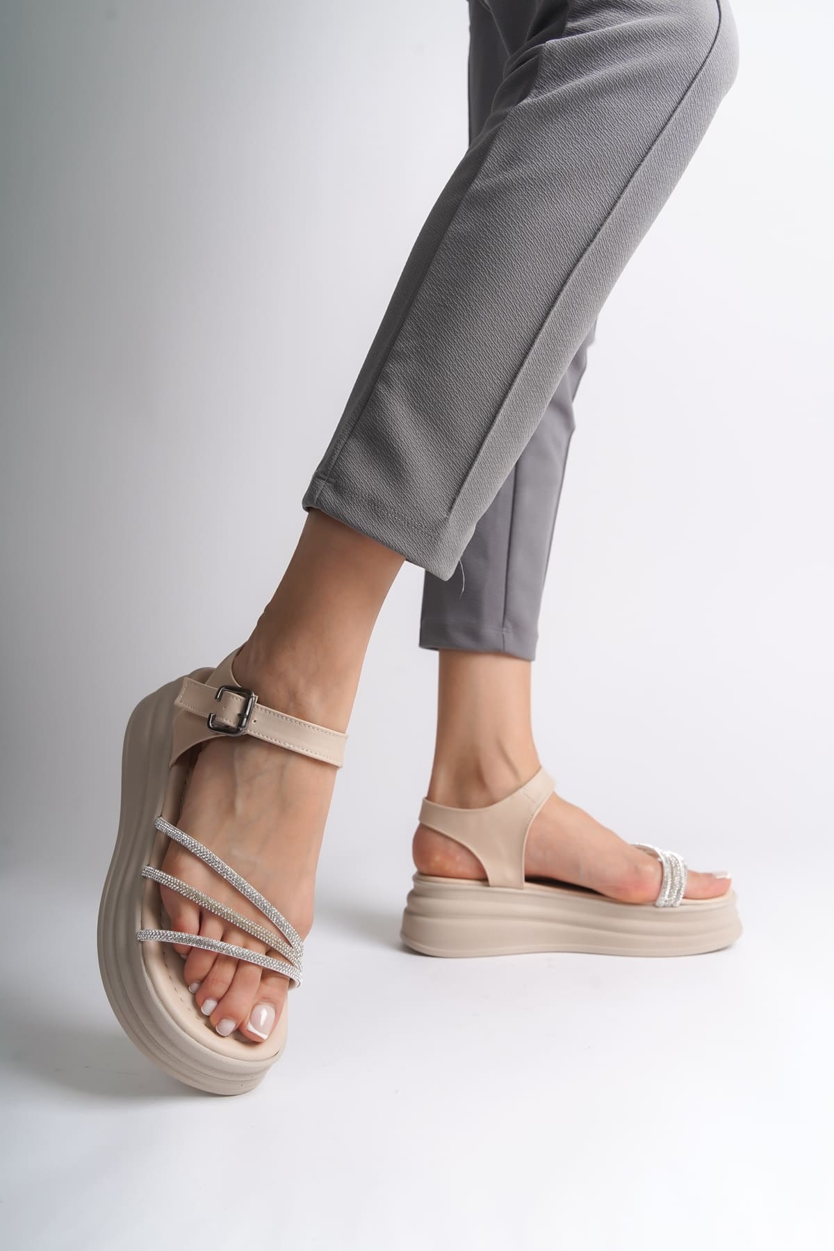 EVA Thick Buckle Stony Stripe Orthopedic Sole Women's Sandals KT Cream