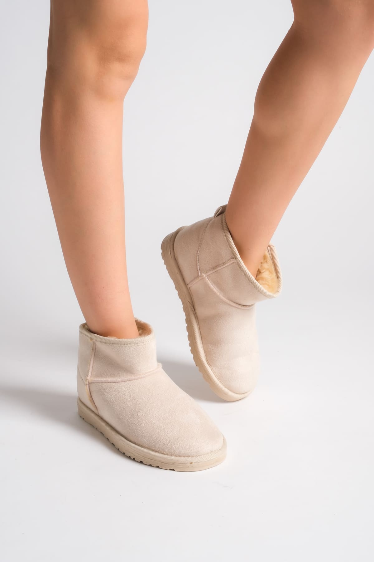 JOLIE Unlaced Flat Sole Sheepskin Short Suede Women's Boots KT Cream