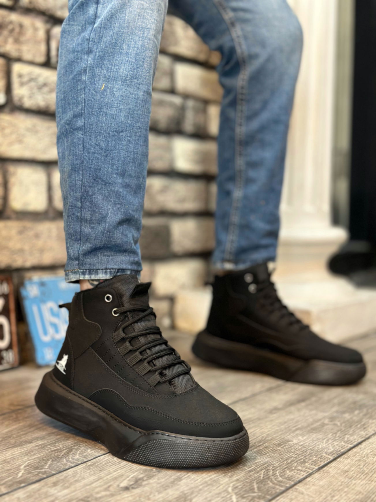 BA0318 Lace-up Men's High Sole Black Sole Sport Boots