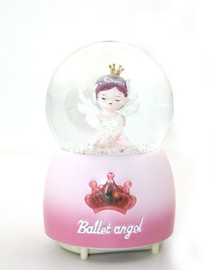 Lighted Musical Snow Globe 16 Cm Alk1850