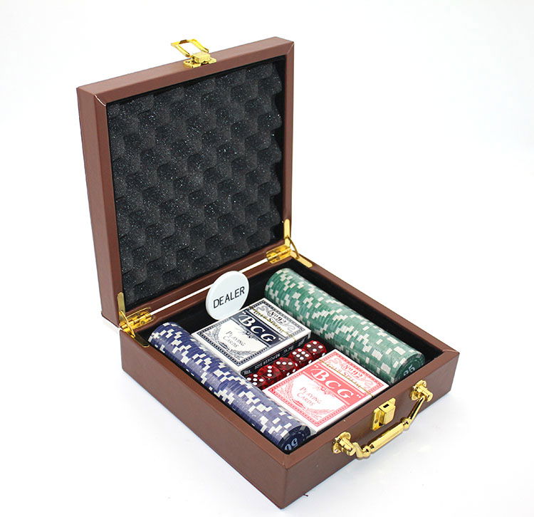 100 Chip Poker Game with Leather Case Alk1496