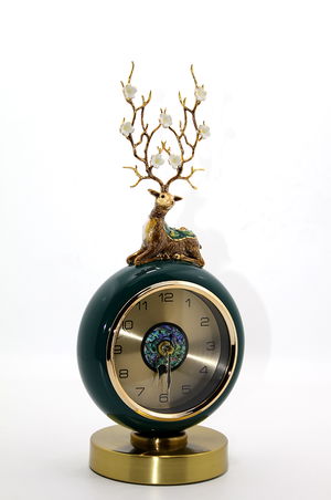 Deer Table Clock Alk1589