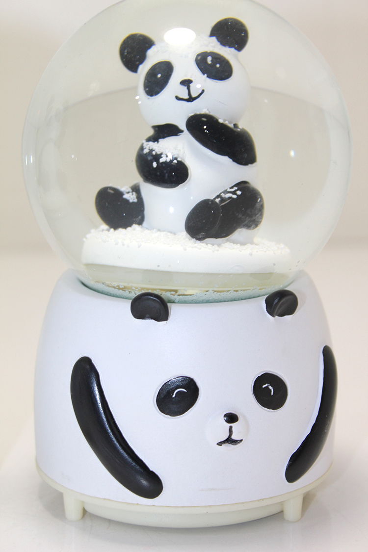 Lighted Musical Spray Snow Globe 16 cm ALK261