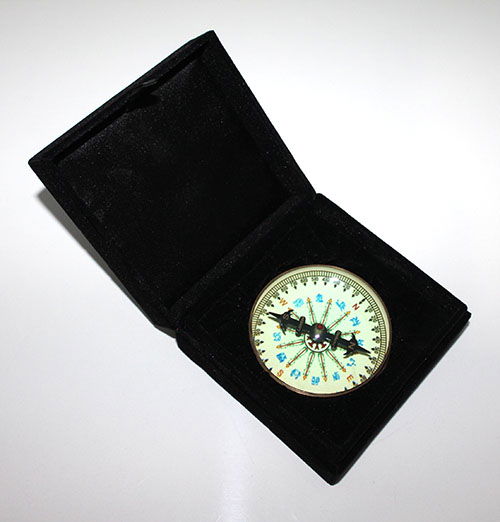 Boxed Brass Compass 3752