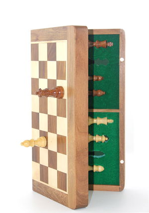 Wooden Foldable Boxed Chess Game with Magnet Pieces 35 Cm G224