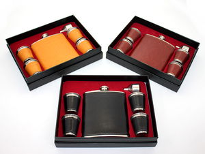 Stainless Steel Leather Flask Set with 4 Shot Glass Alk2681