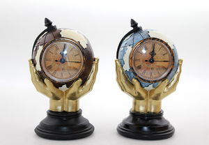 Polyester World Globe with Clock Alk2831