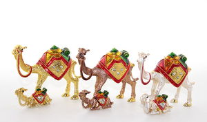 Swaroski Camel with Cubs Alk2085